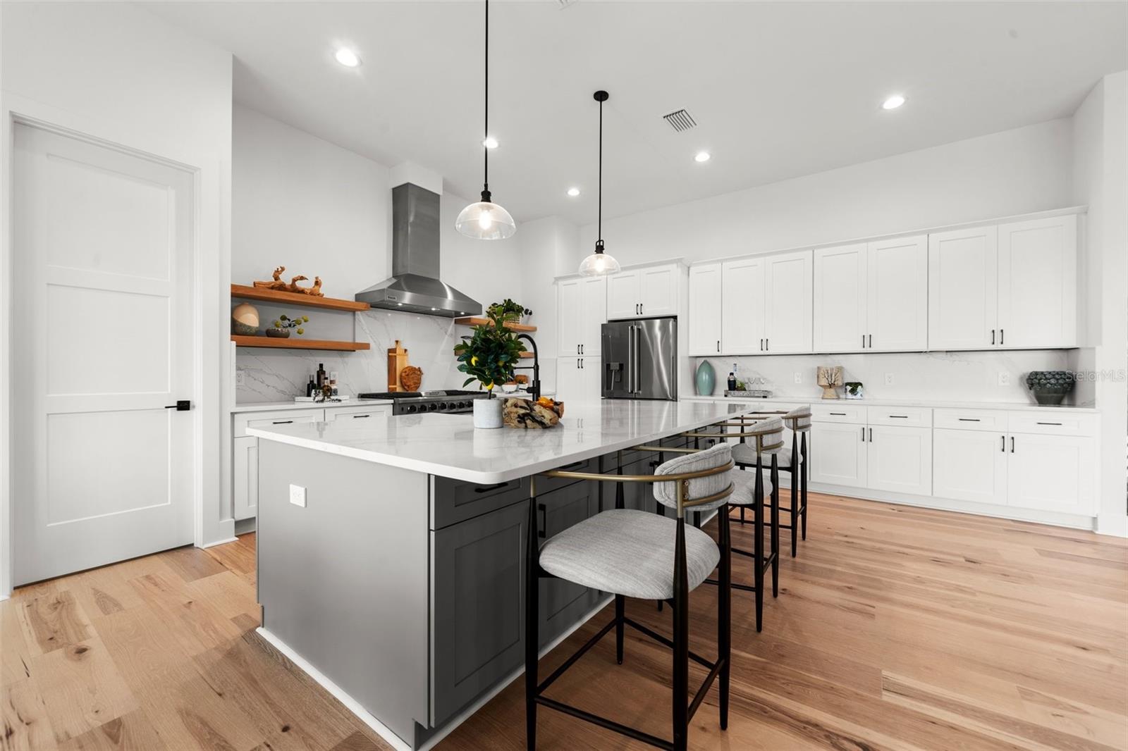 BUTTONWOOD HARBOR - Residential