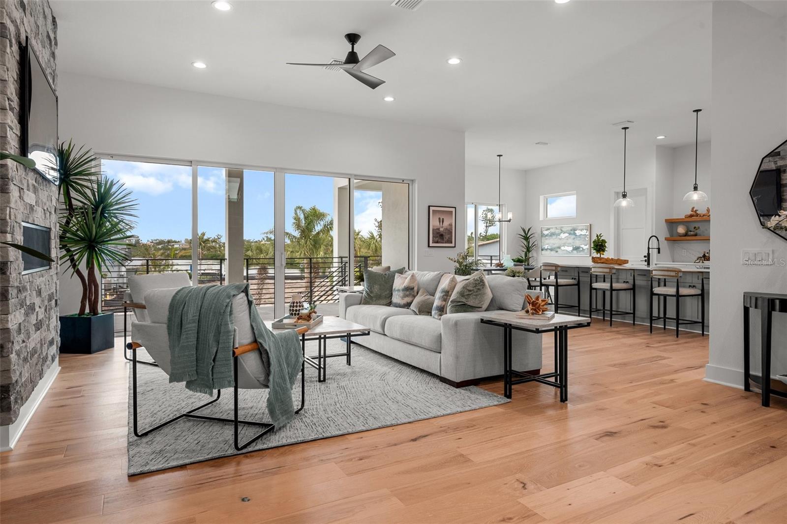 BUTTONWOOD HARBOR - Residential