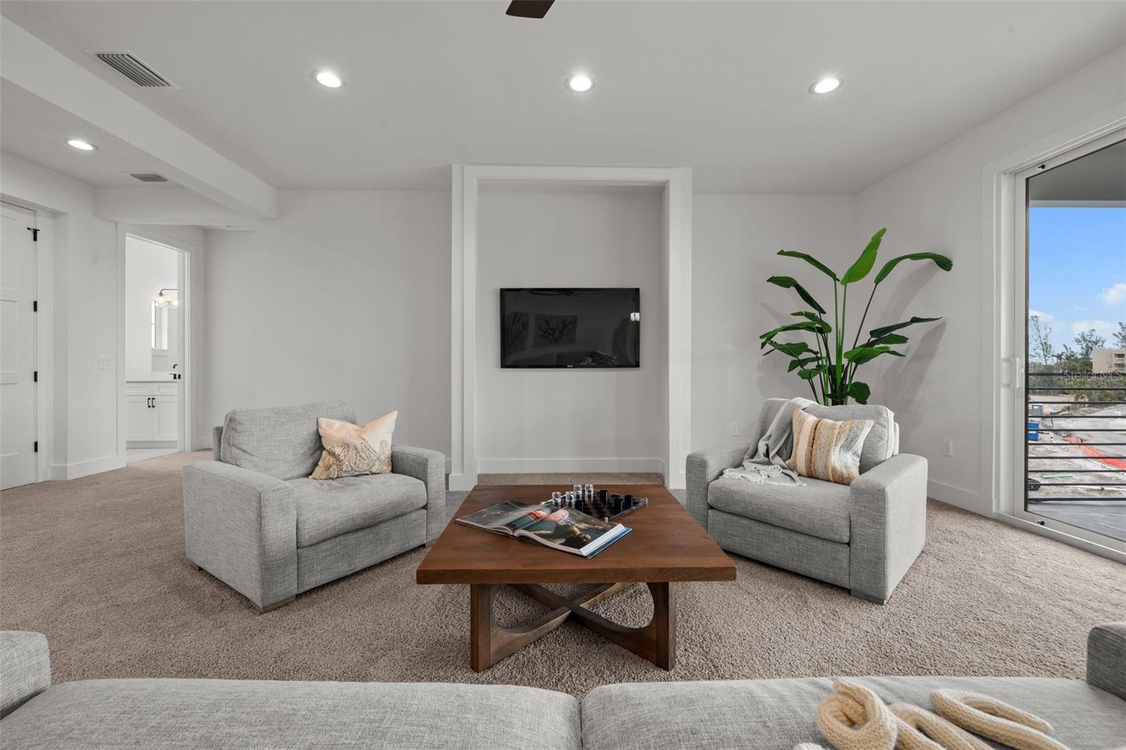 BUTTONWOOD HARBOR - Residential