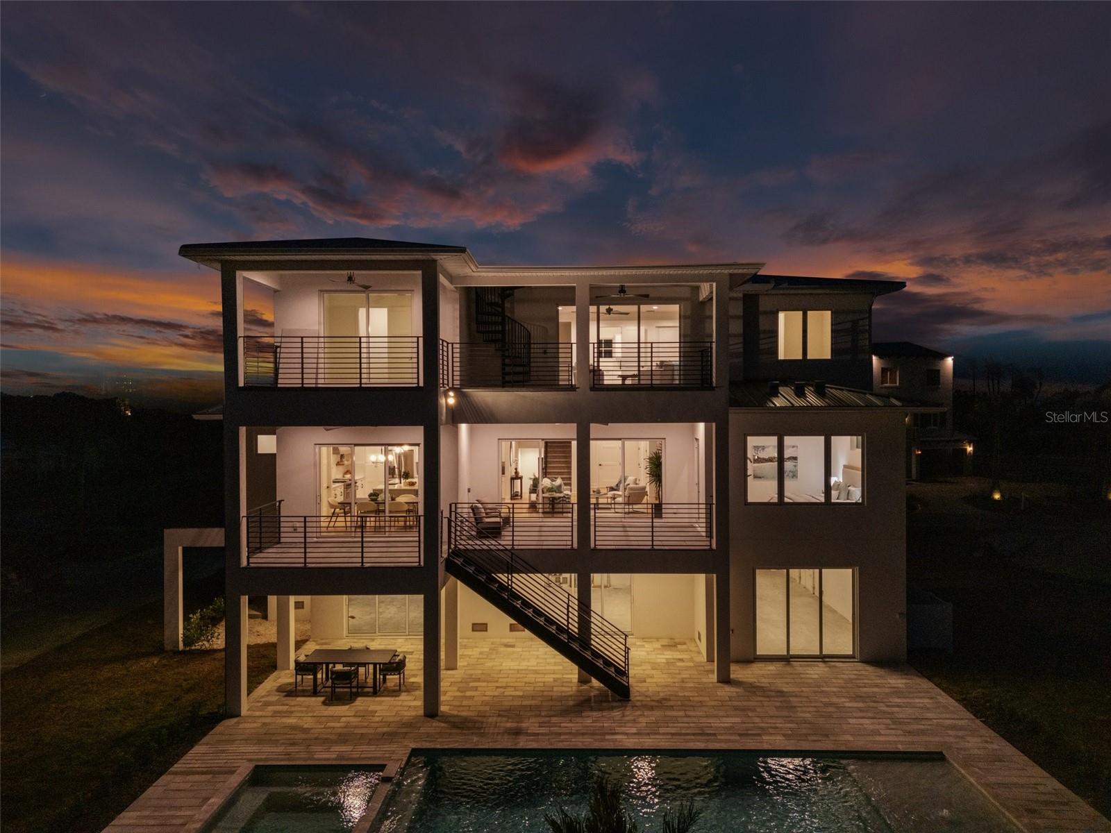 BUTTONWOOD HARBOR - Residential