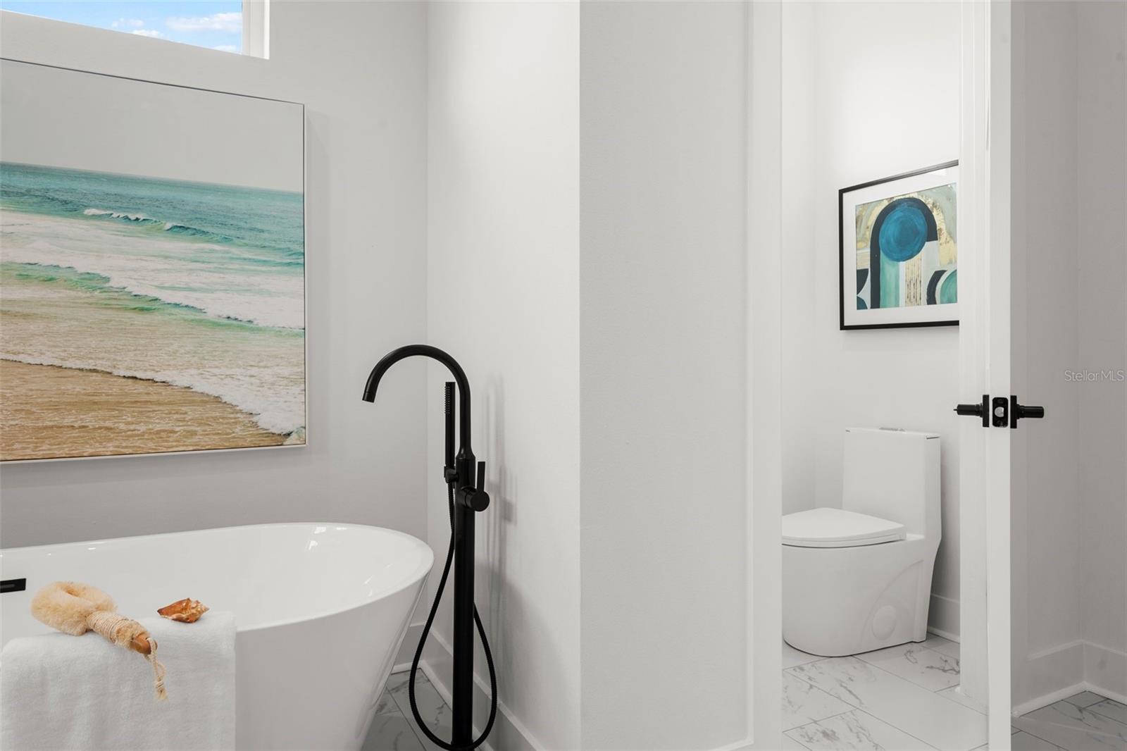 BUTTONWOOD HARBOR - Residential