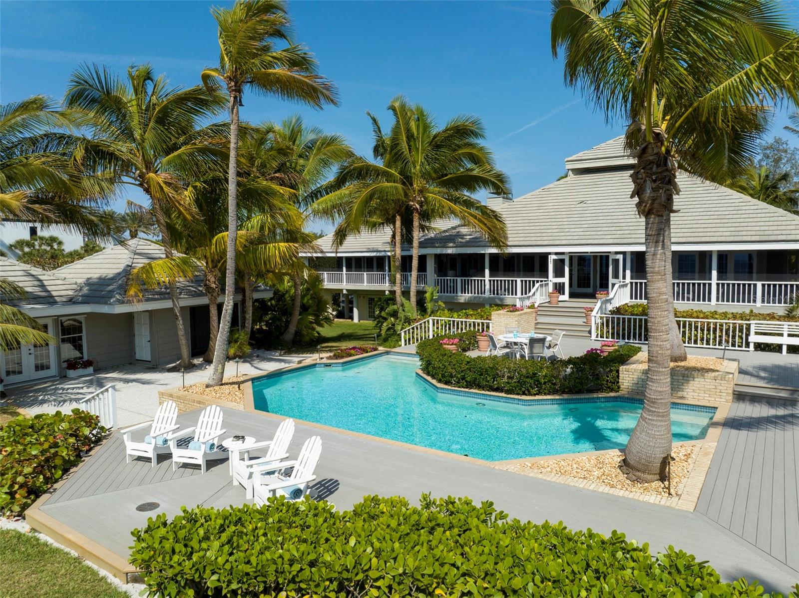 SANDERLING CLUB - Residential