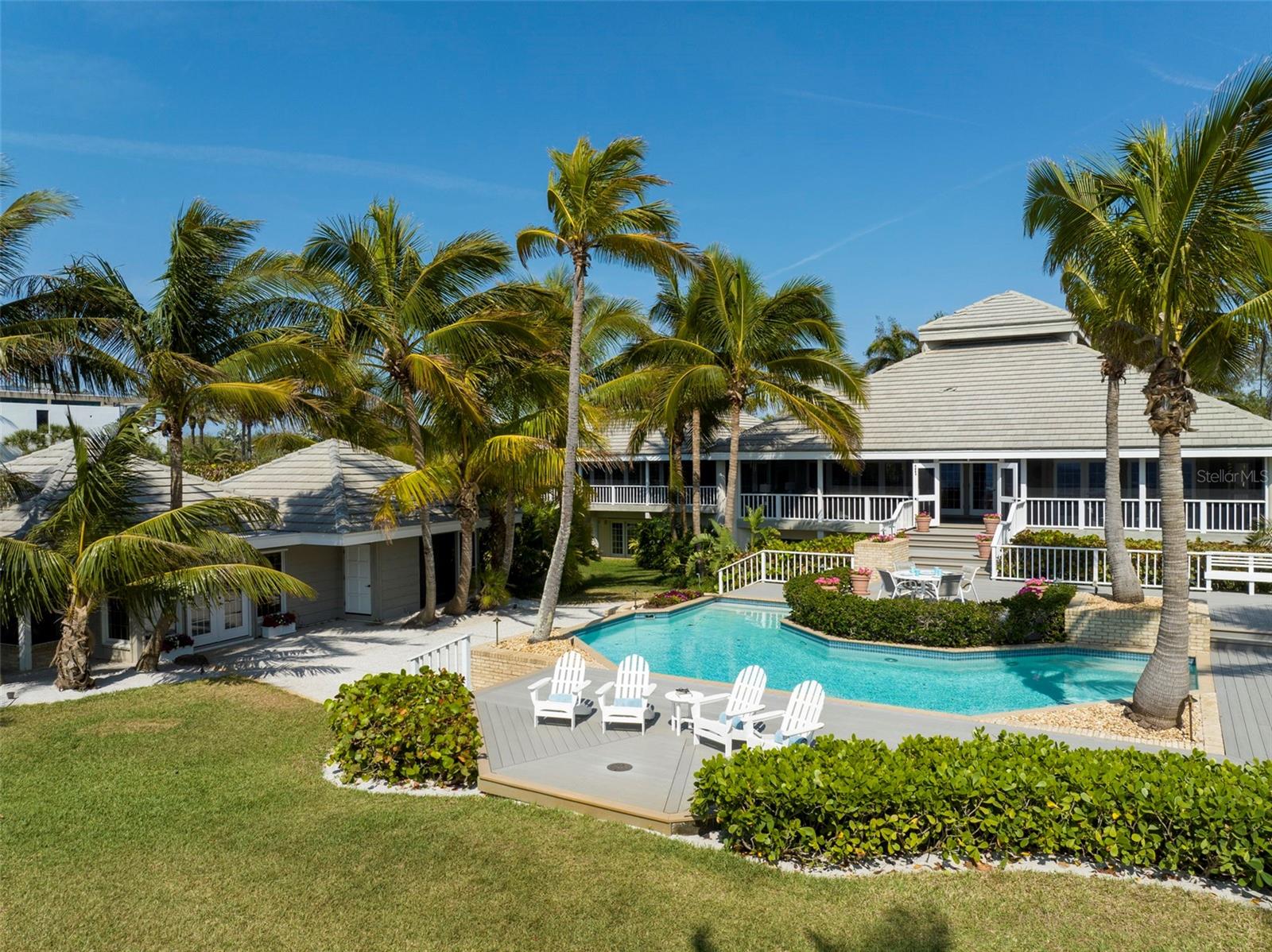 SANDERLING CLUB - Residential