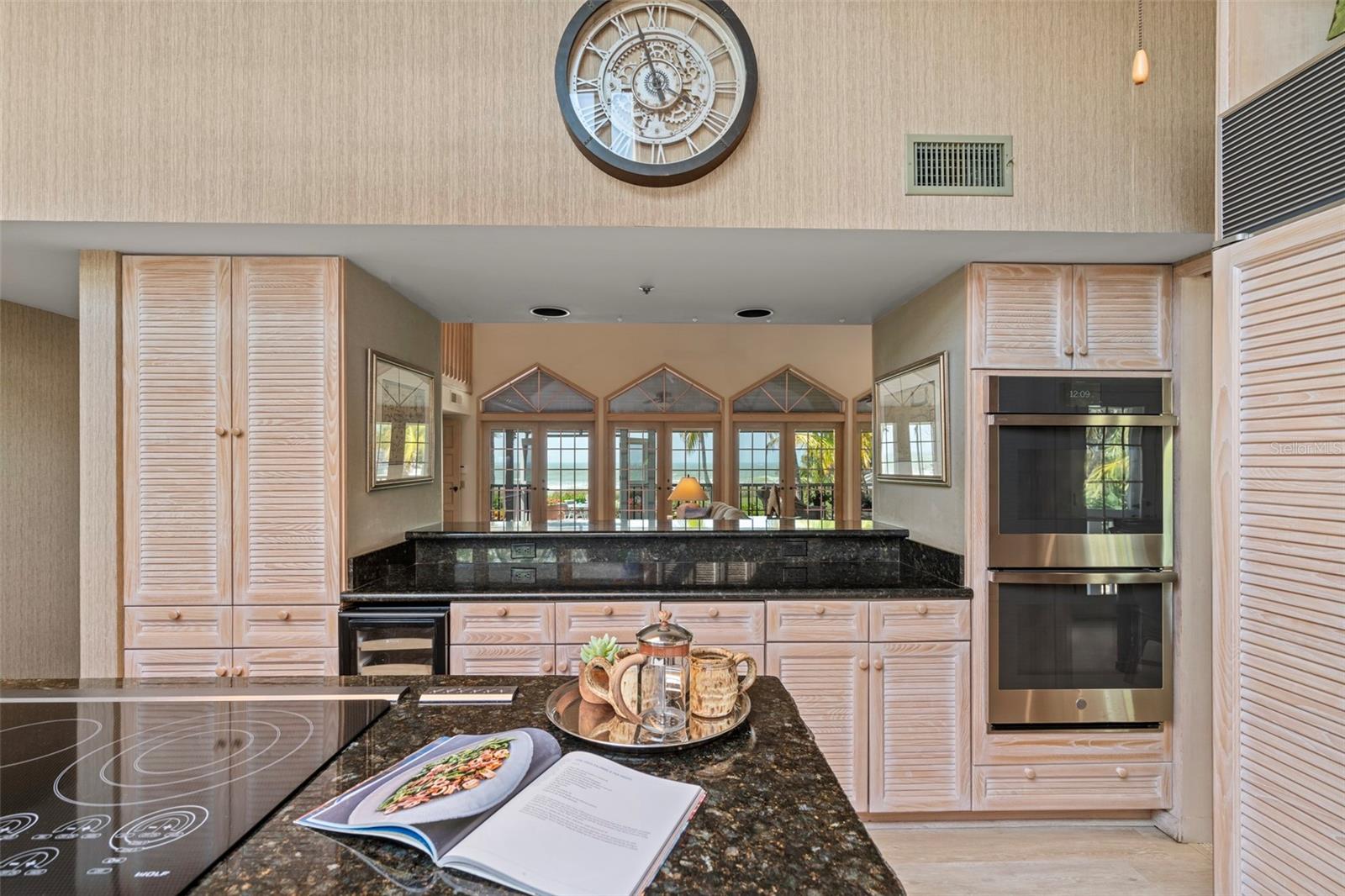 SANDERLING CLUB - Residential