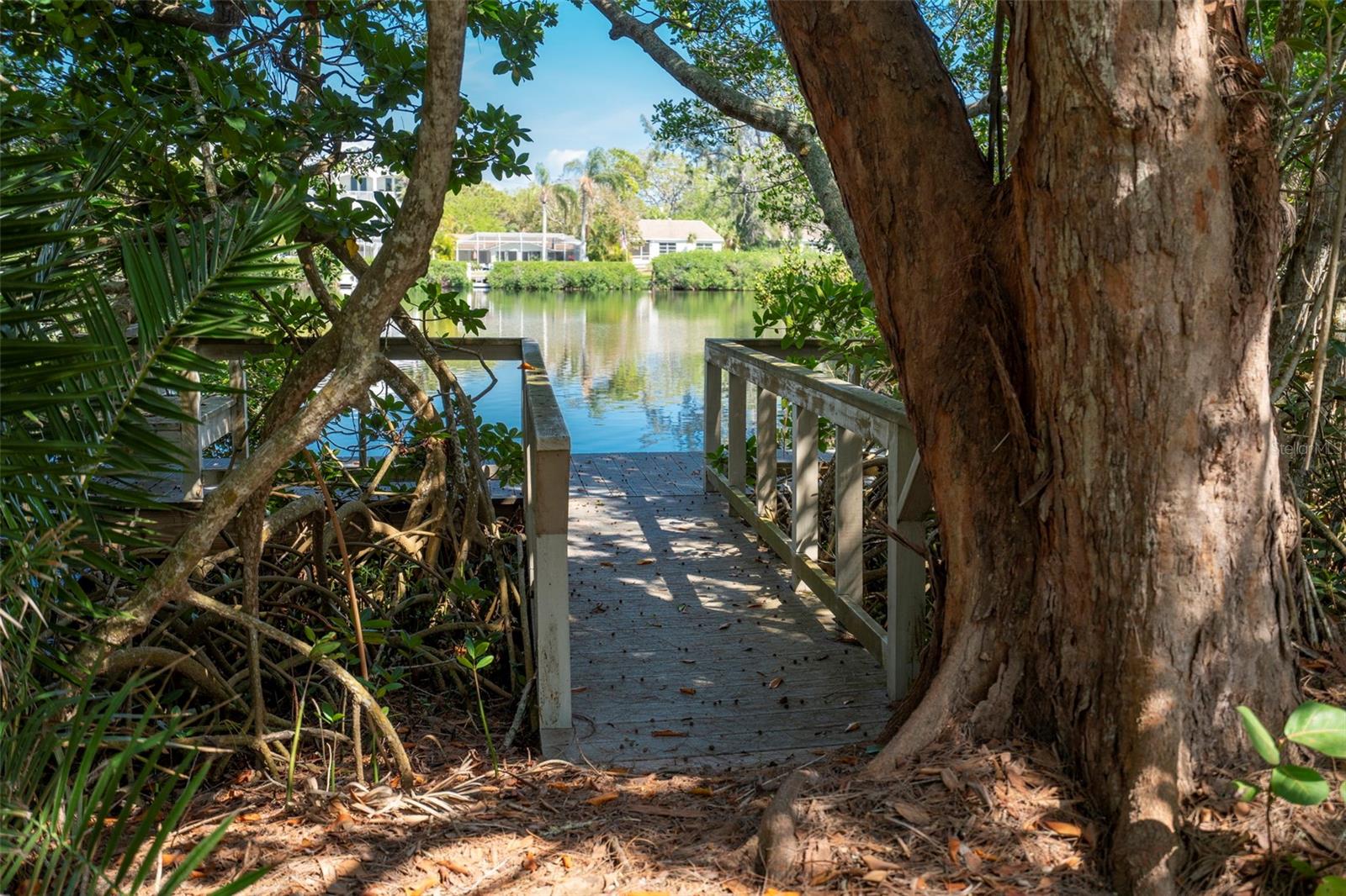 SANDERLING CLUB - Residential