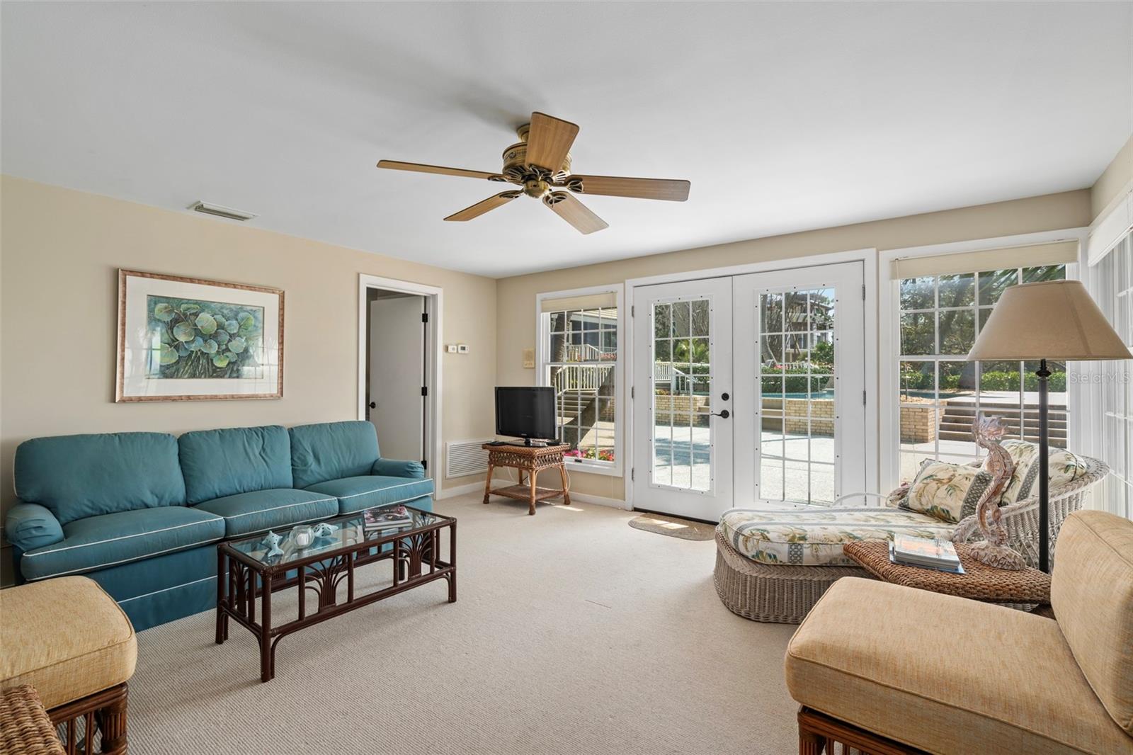 SANDERLING CLUB - Residential