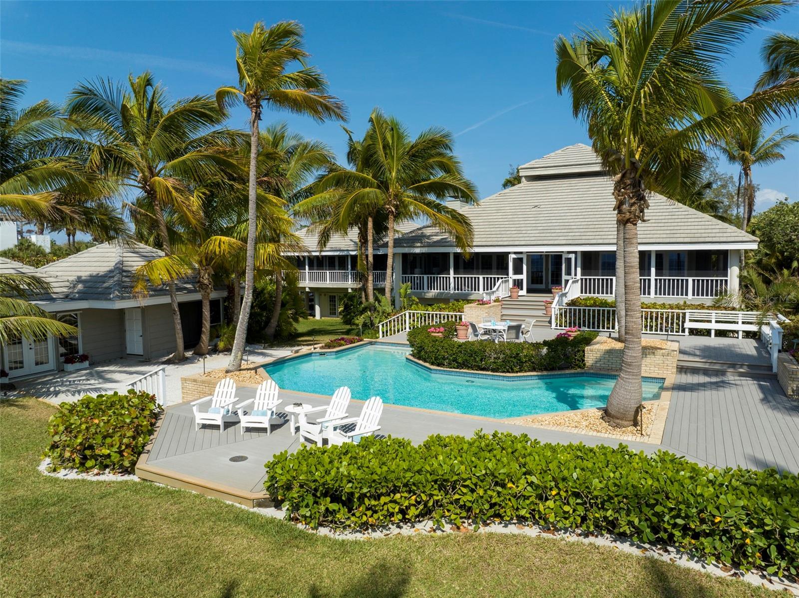 SANDERLING CLUB - Residential