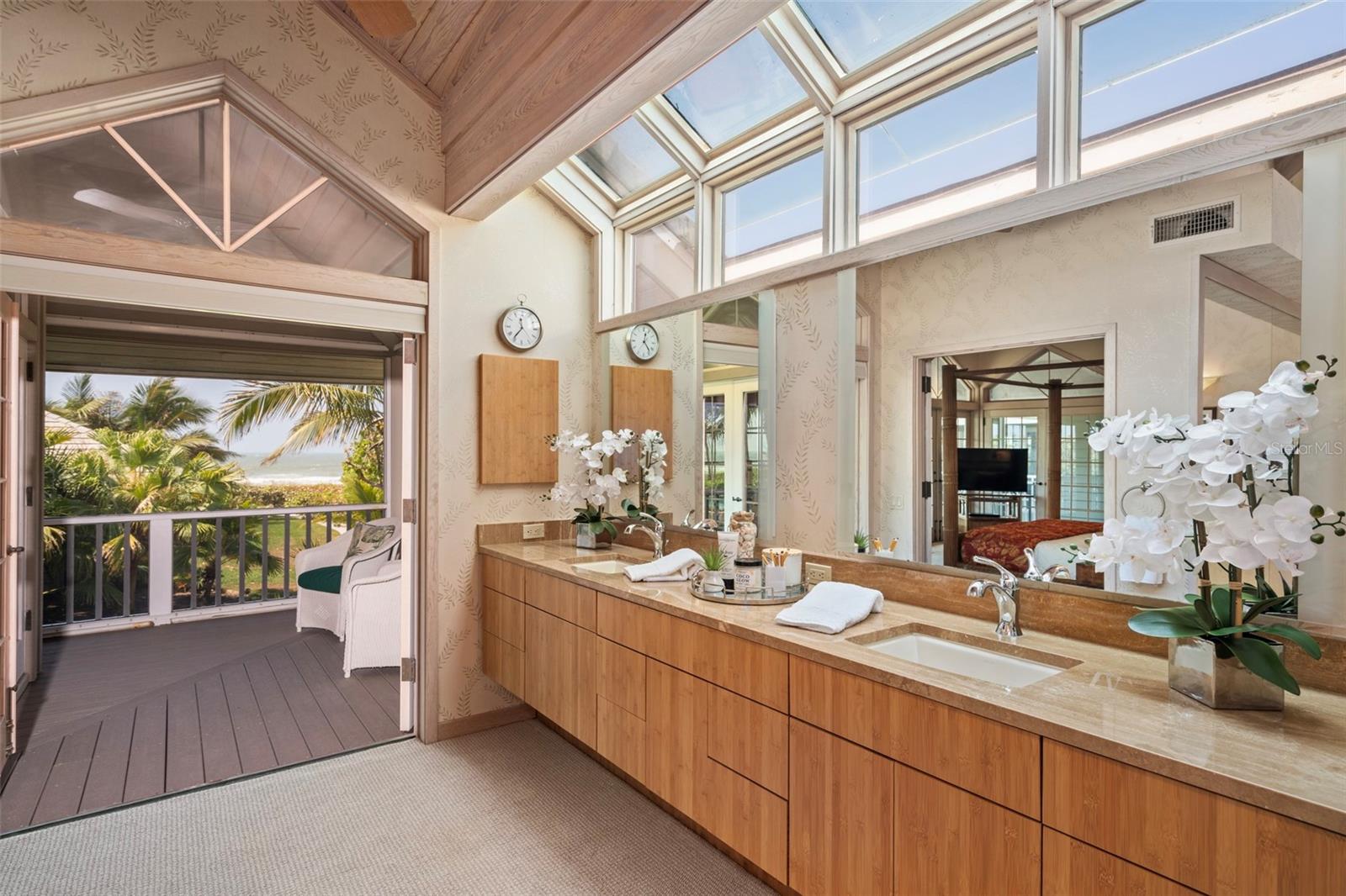 SANDERLING CLUB - Residential