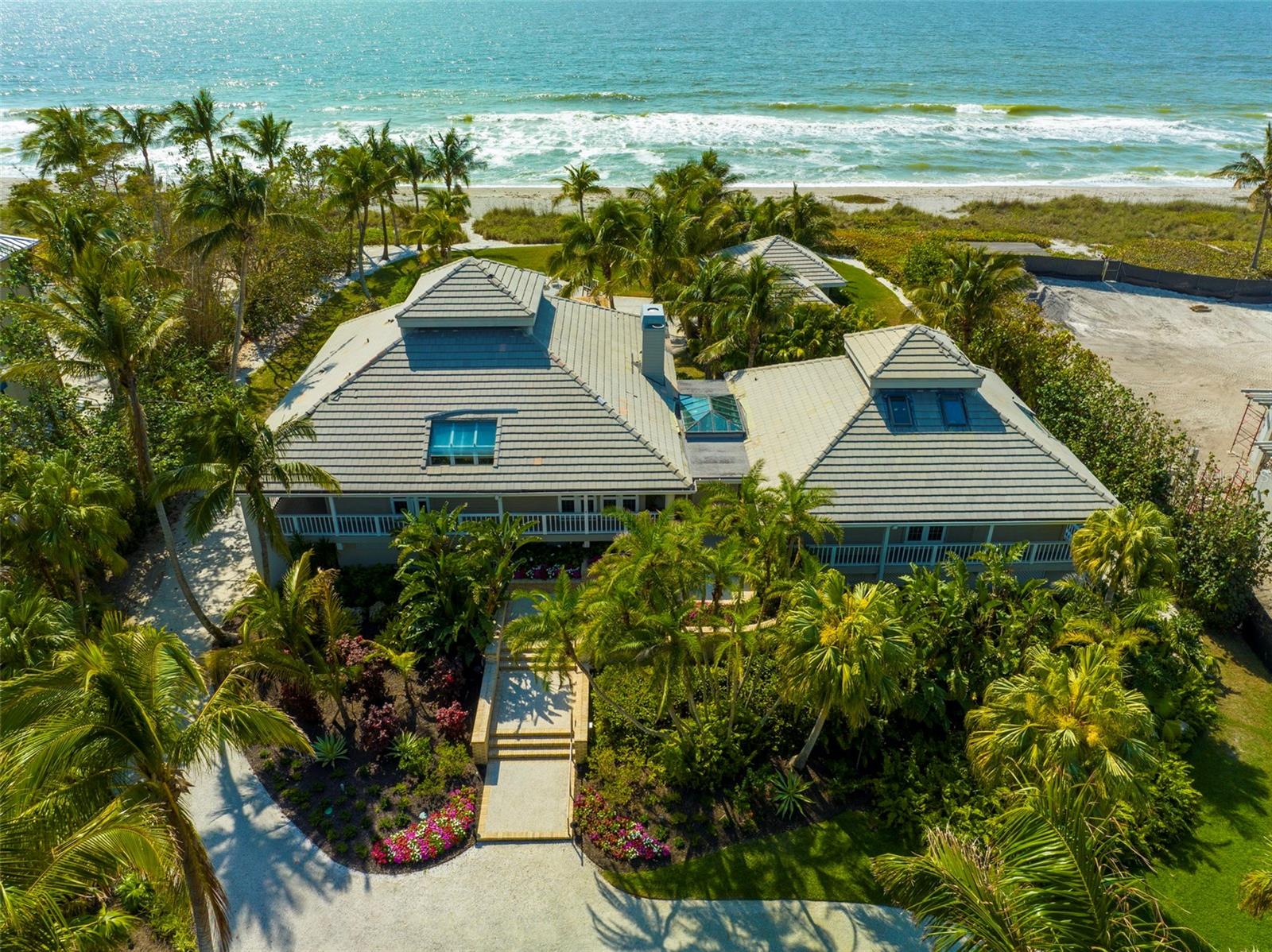 SANDERLING CLUB - Residential