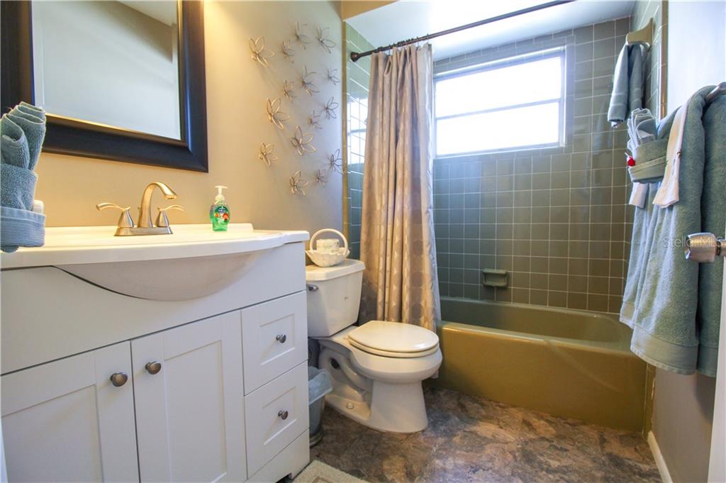 CASA DEL SOL FIFTH UNIT - Residential Lease