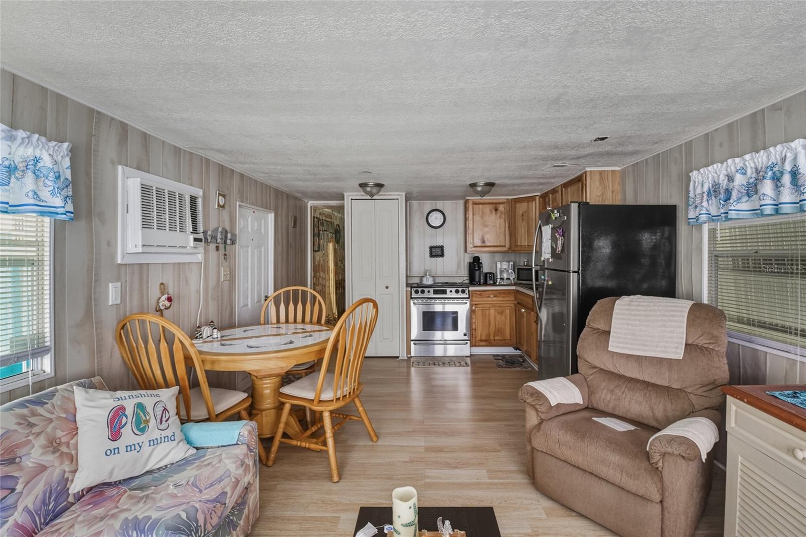 12766 SEMINOLE BOULEVARD 3