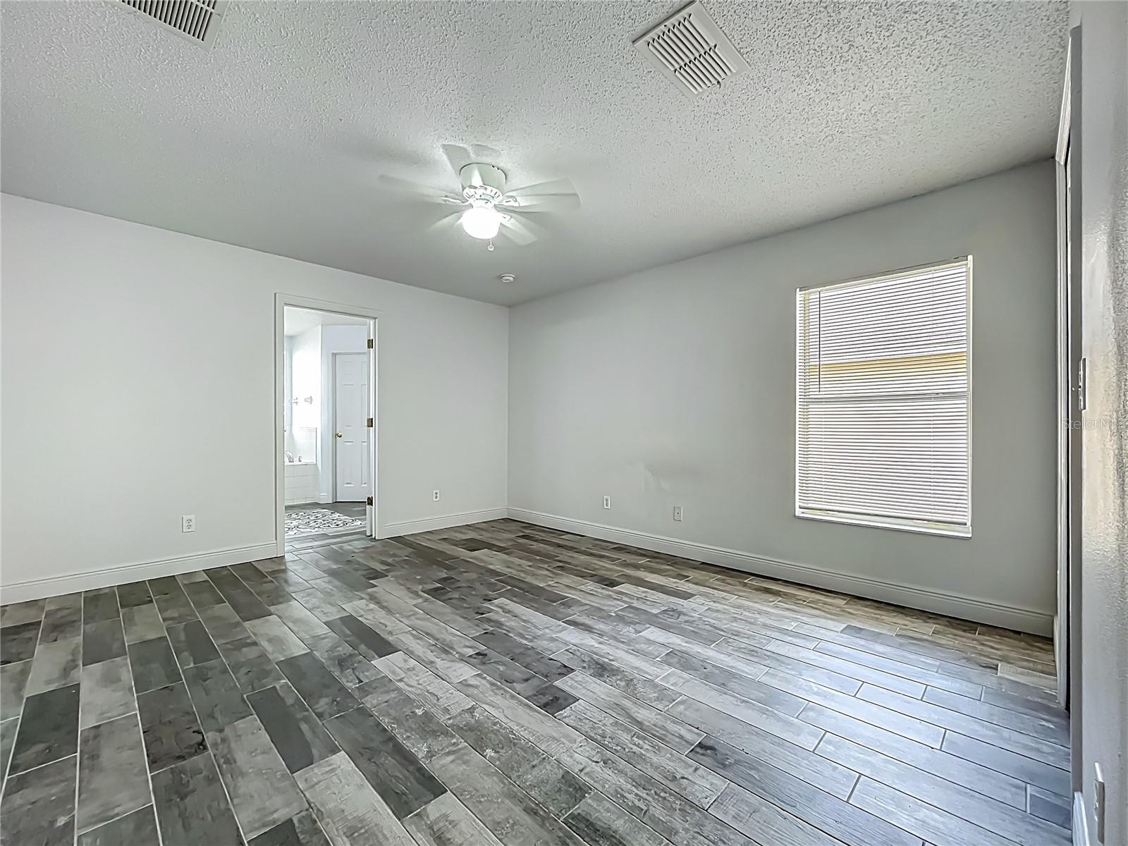GROVELAND LEXINGTON VILLAGE PH I - Residential