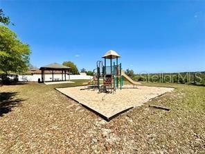 GROVELAND LEXINGTON VILLAGE PH I - Residential