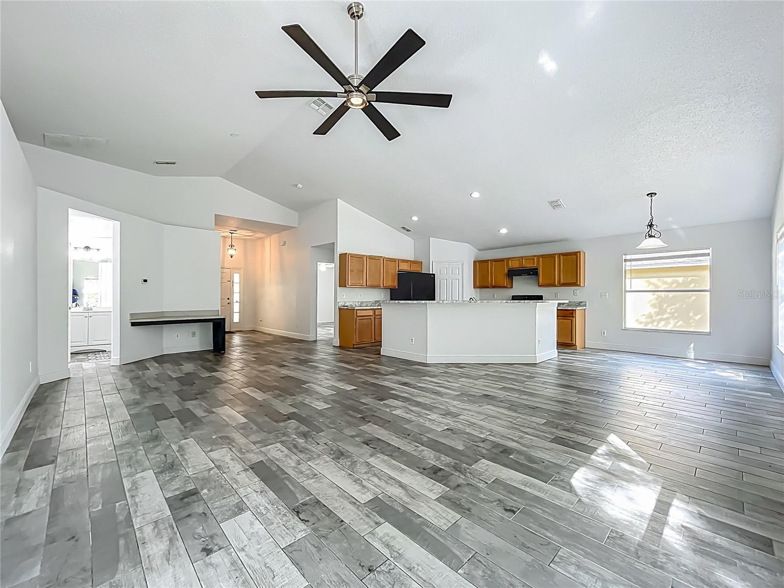 GROVELAND LEXINGTON VILLAGE PH I - Residential