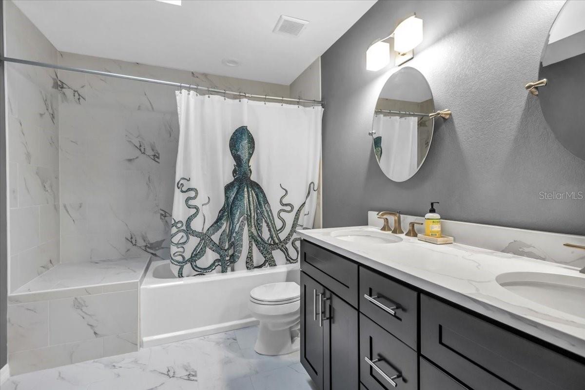 BUCCANEER BAY - Residential