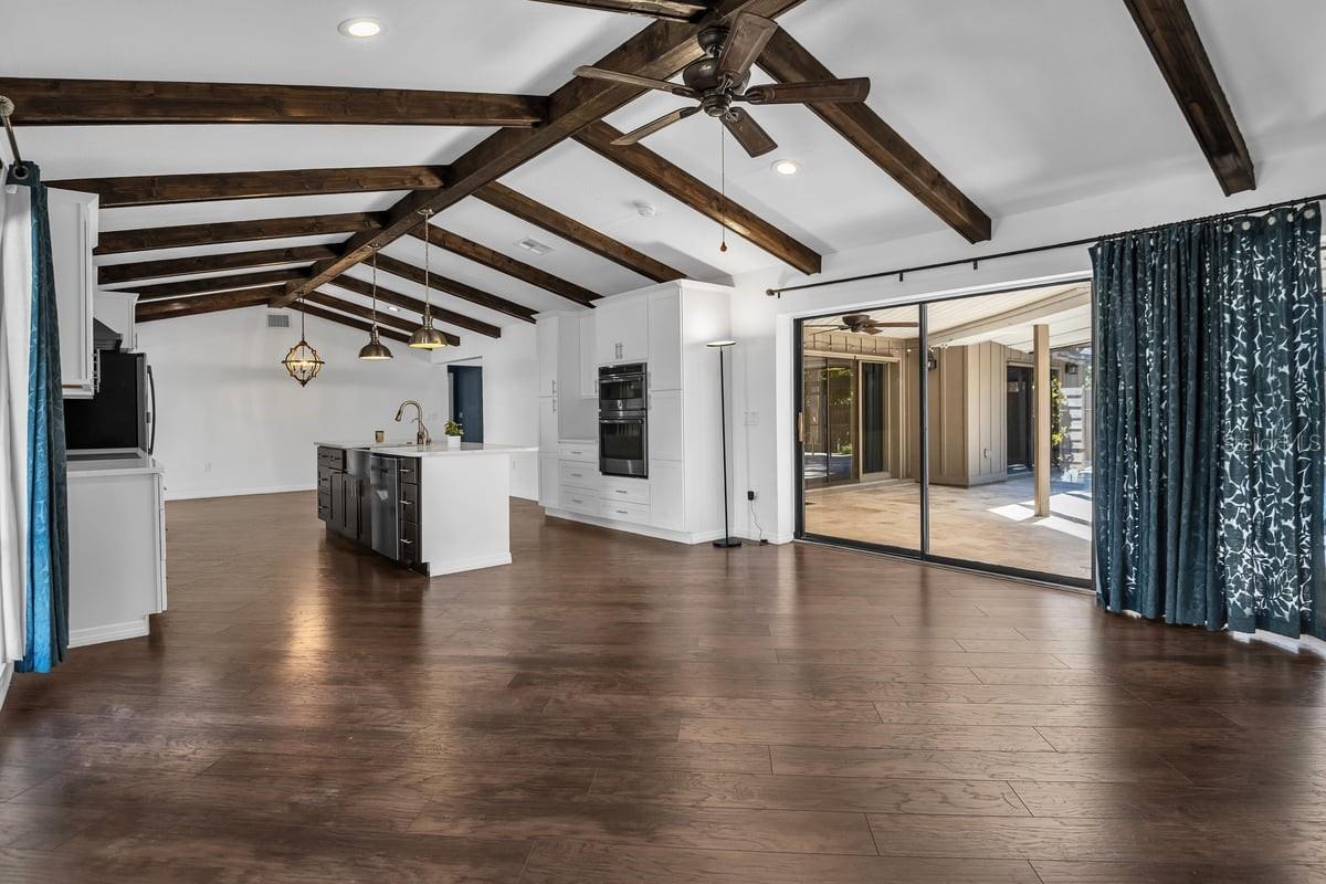 BUCCANEER BAY - Residential