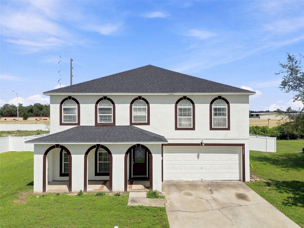 Photo of 5155 Spanish Oaks Drive, Lakeland, FL 33805 (MLS # TB8547692)