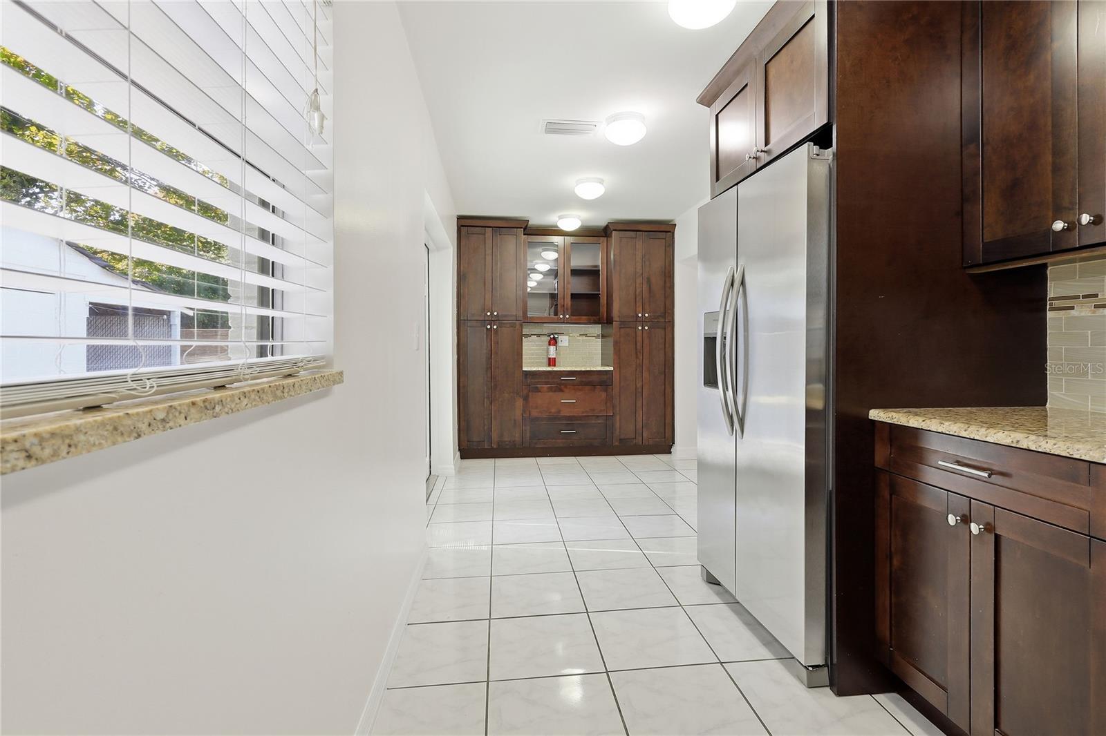 MAC FARLANE PARK - Residential Lease