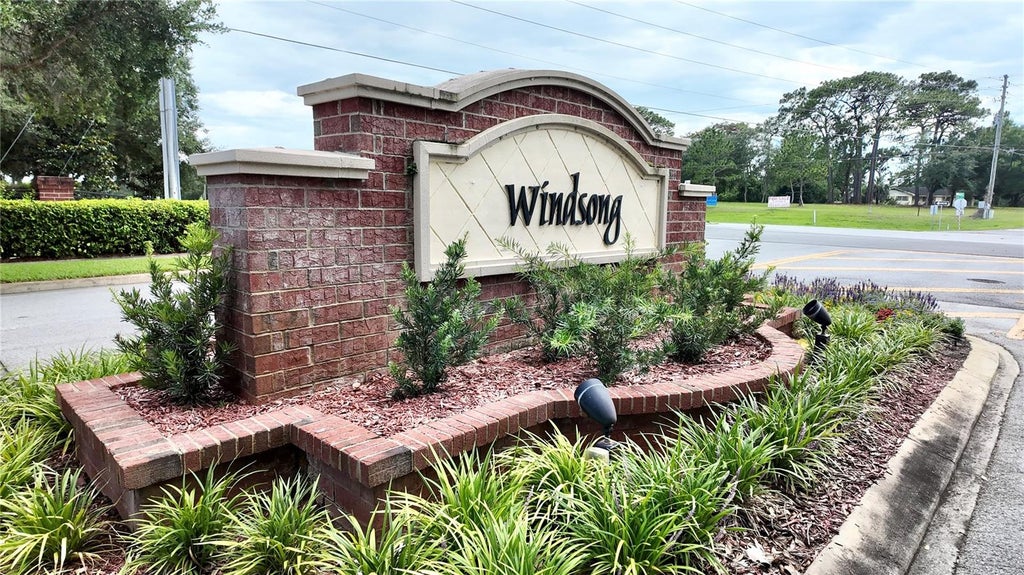 Photo of 5620 Windsong Oak Drive, Leesburg, FL 34748 (MLS # G5114418)