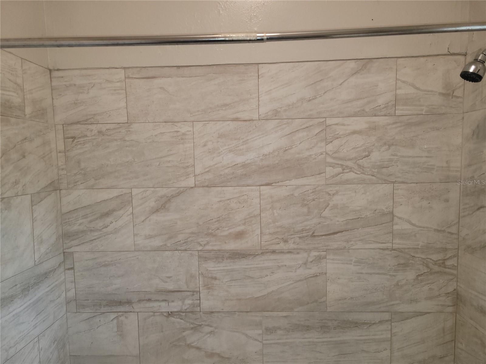 SOUTH SANFORD - Residential Lease