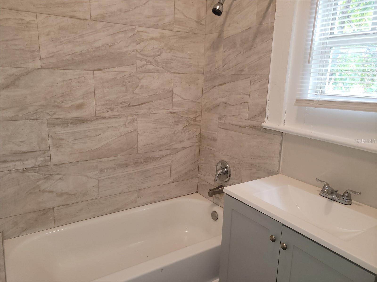 SOUTH SANFORD - Residential Lease