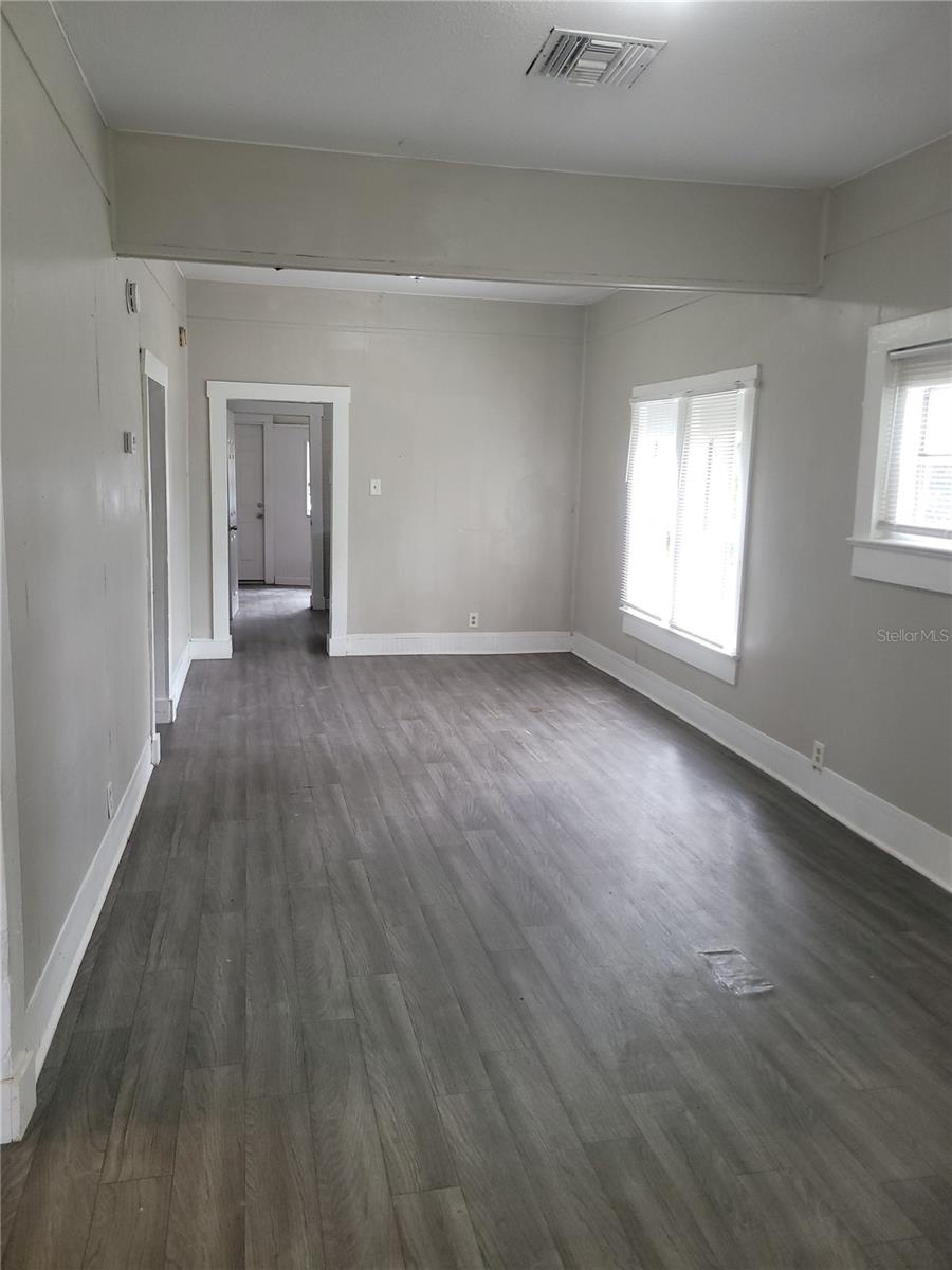 SOUTH SANFORD - Residential Lease