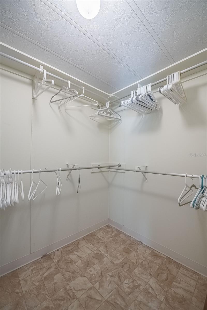 MARTIN ESTATES - Residential