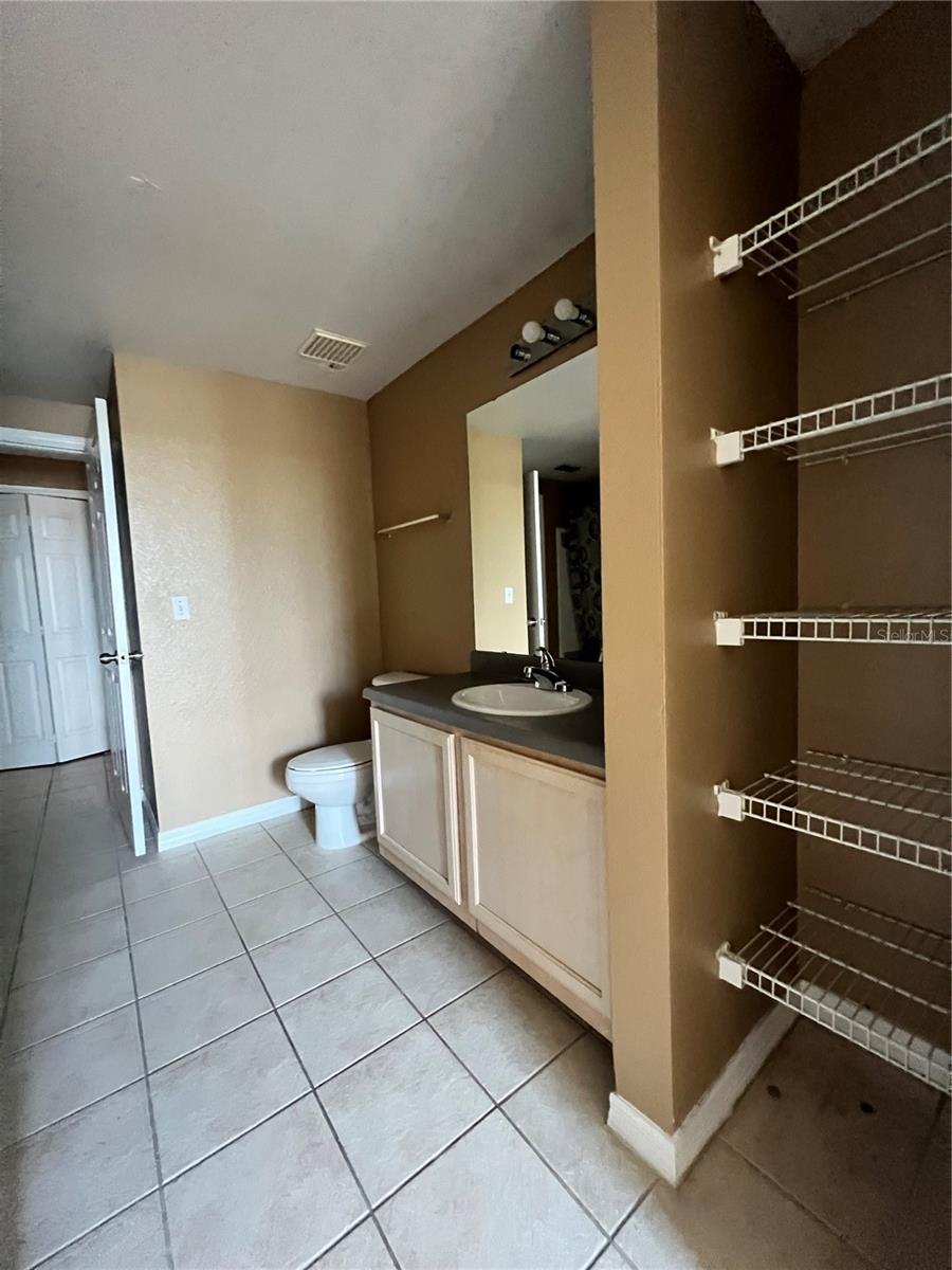 HAMPTONS/METROWEST - Residential Lease