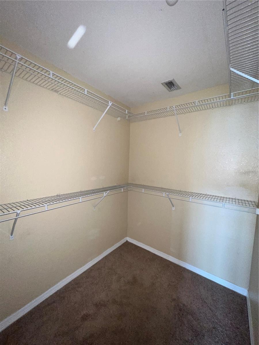 HAMPTONS/METROWEST - Residential Lease