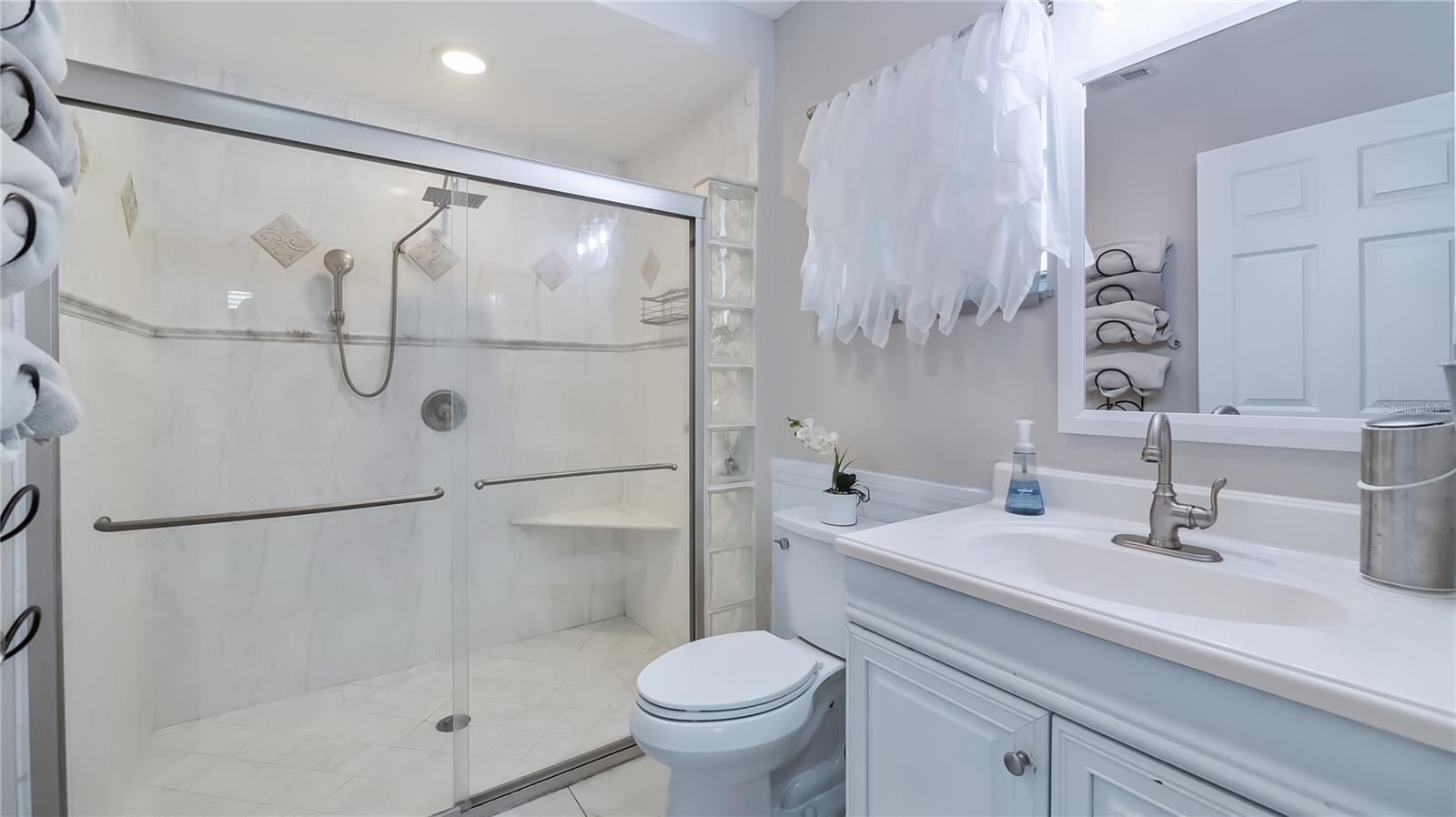 LAKE MINNEHAHA SHORES UNIT 02 - Residential