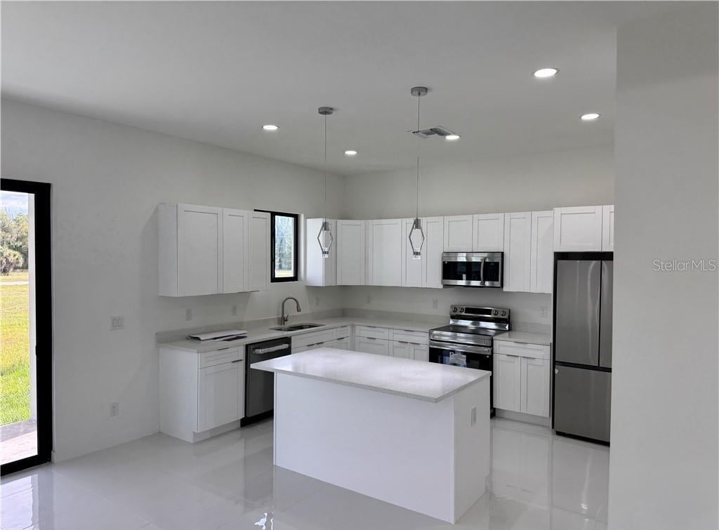 4121 NW 22ND STREET