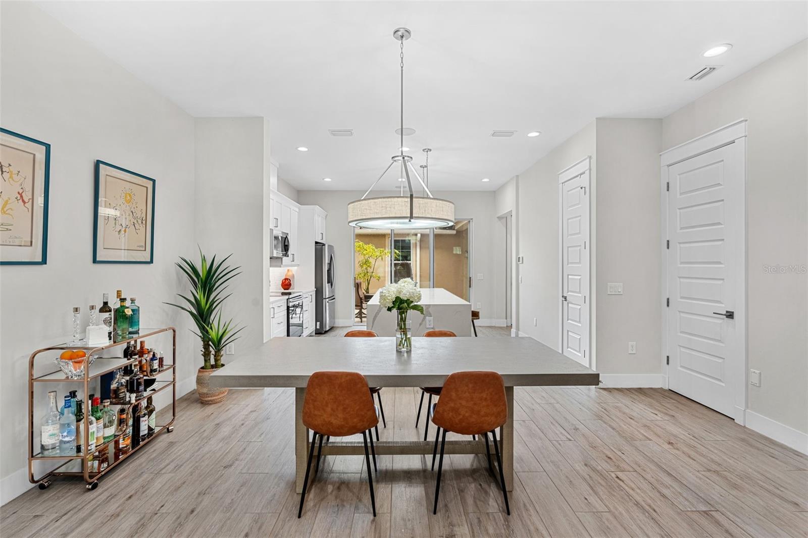 PARK SHORE - Residential