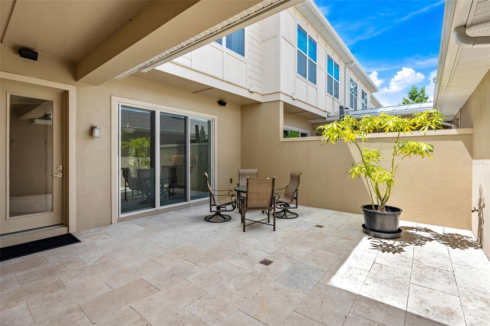 PARK SHORE - Residential
