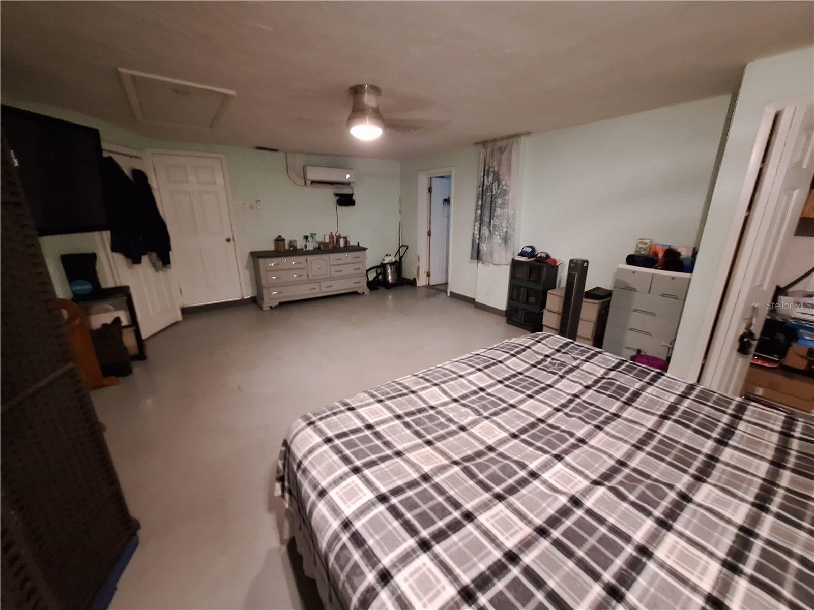 GOLDEN ACRES - Residential