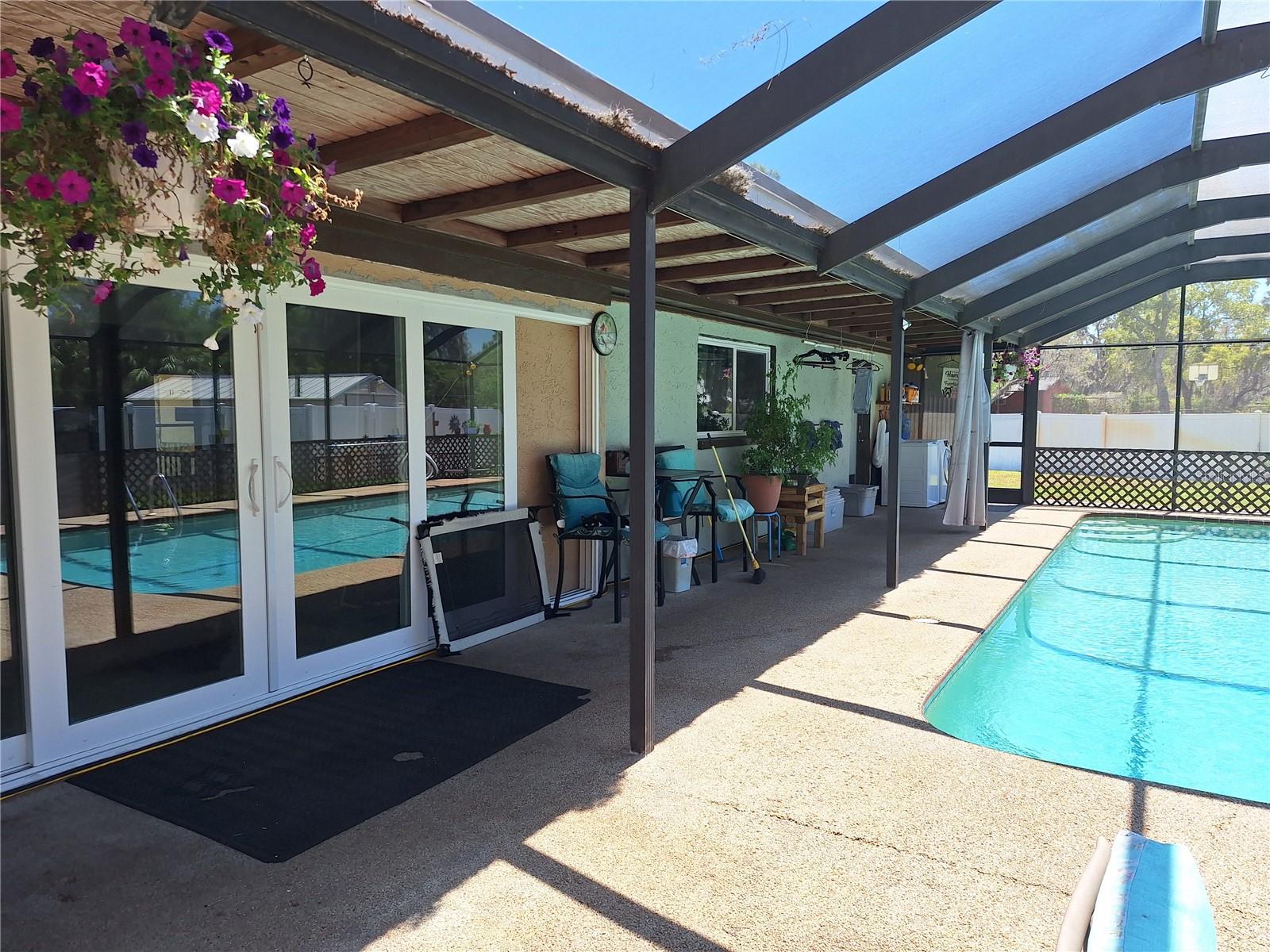 GOLDEN ACRES - Residential