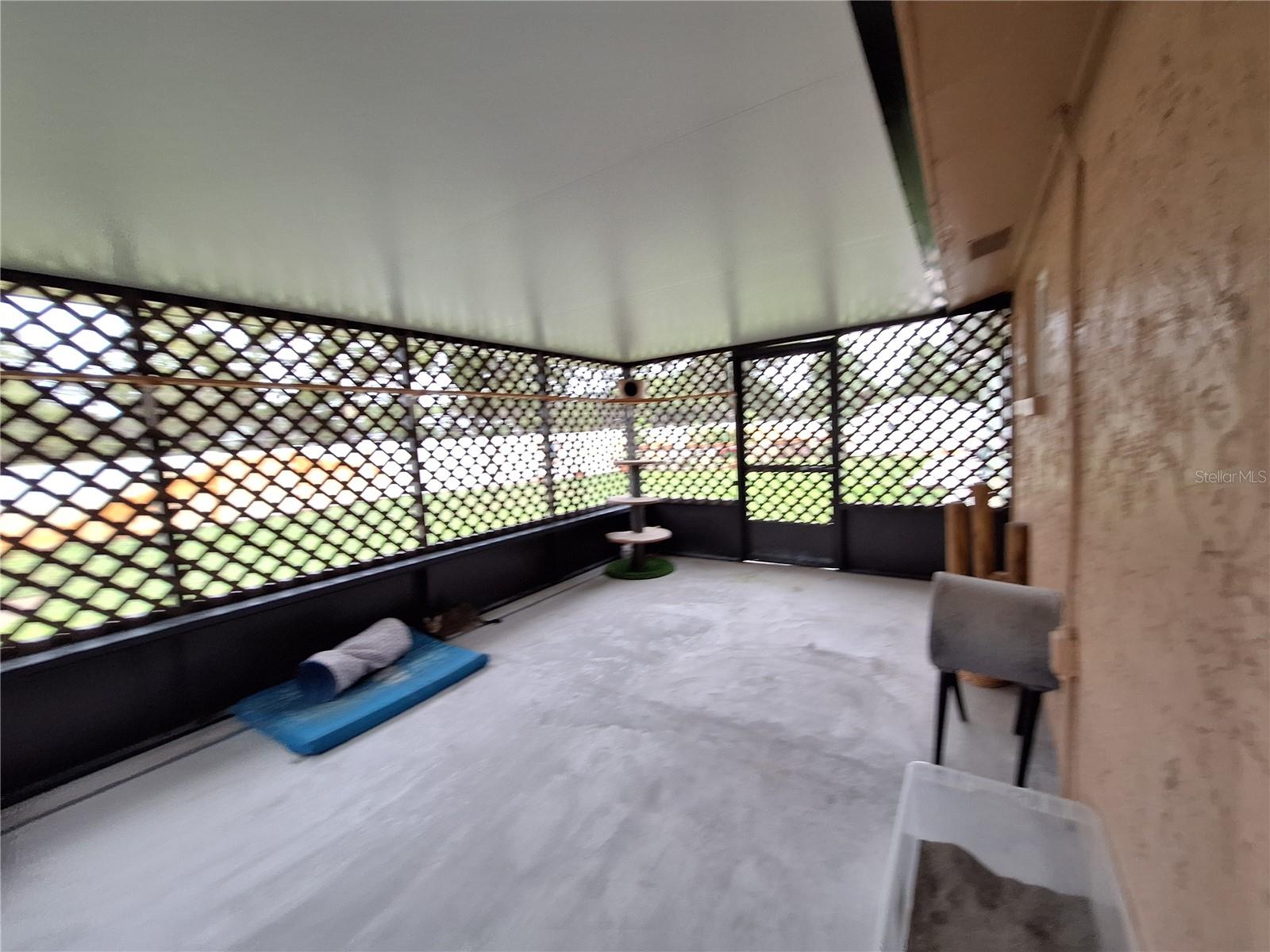 GOLDEN ACRES - Residential