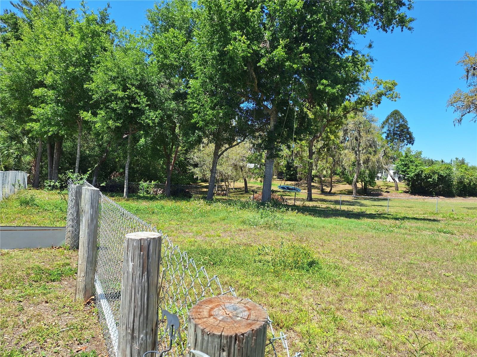 GOLDEN ACRES - Residential