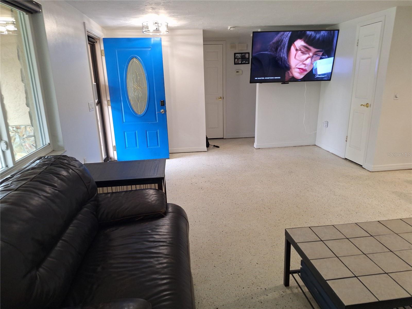 GOLDEN ACRES - Residential