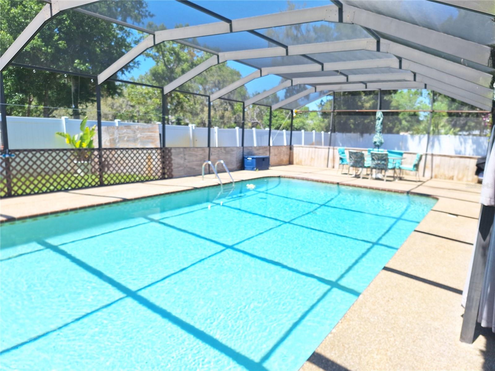 GOLDEN ACRES - Residential