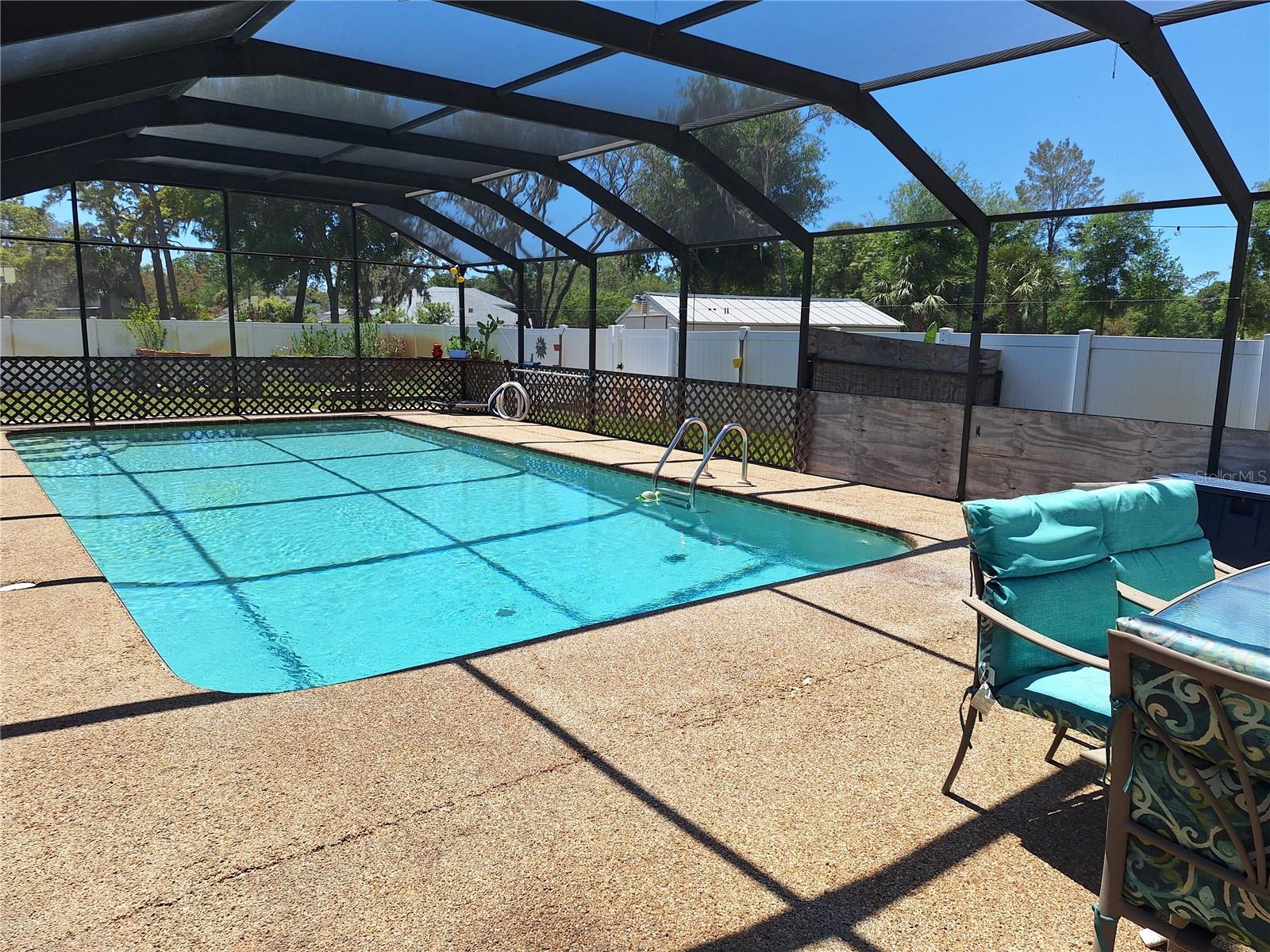 GOLDEN ACRES - Residential