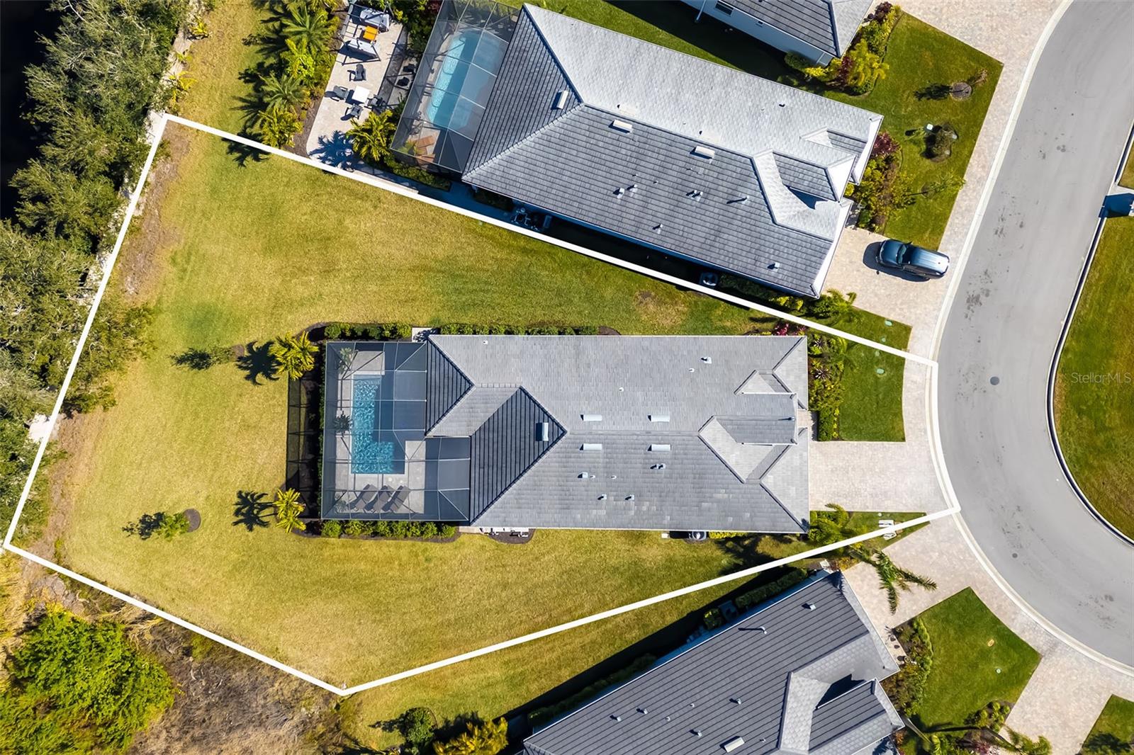 WATERCOLOR PLACE I - Residential