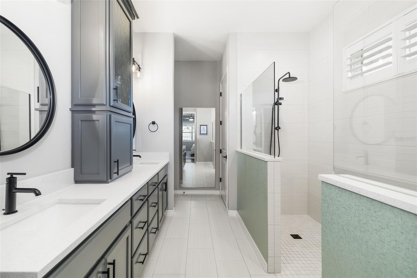 WATERCOLOR PLACE I - Residential