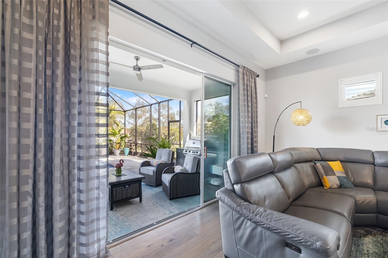 WATERCOLOR PLACE I - Residential