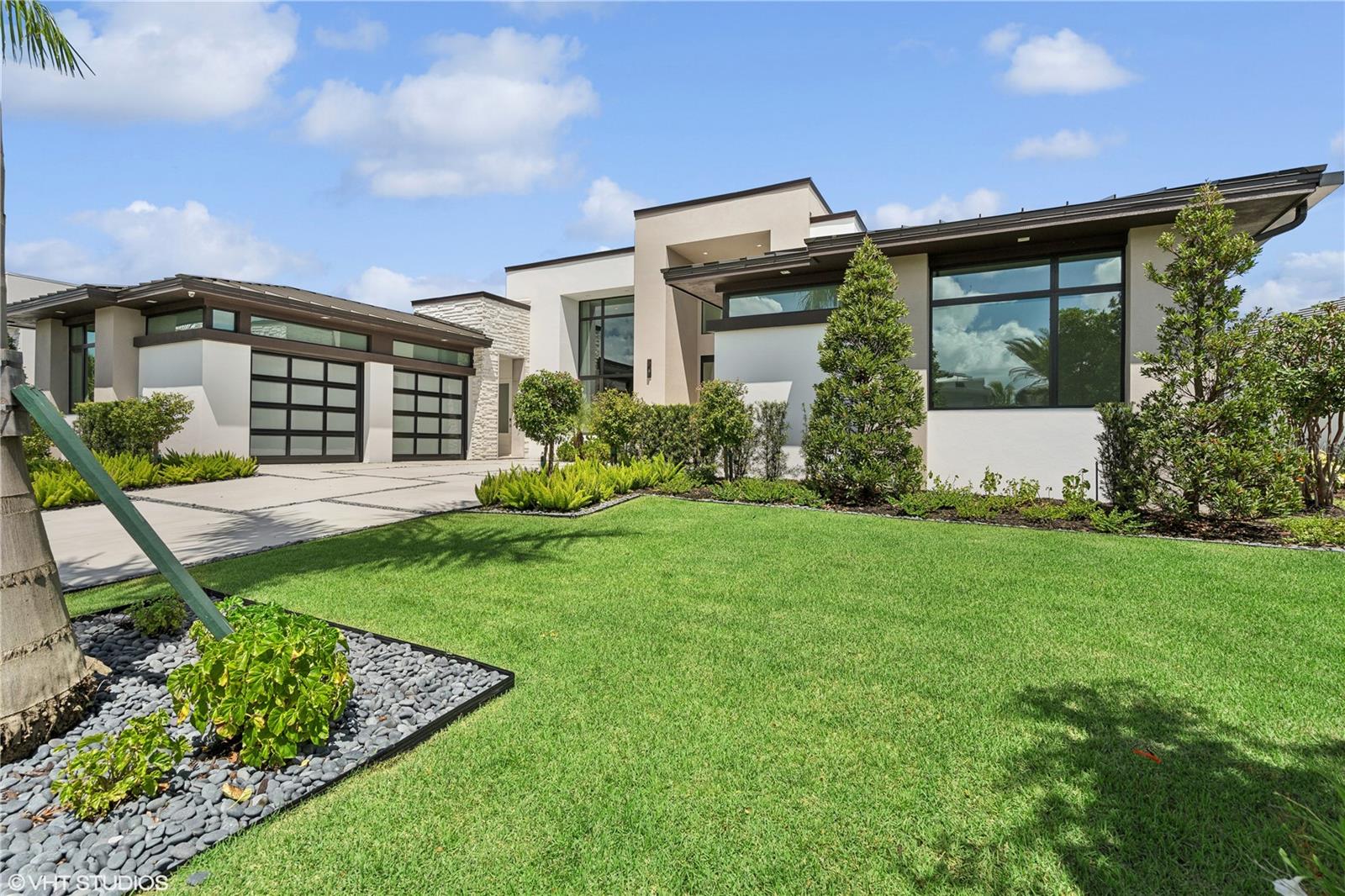 10411 VIA PARMA WAY