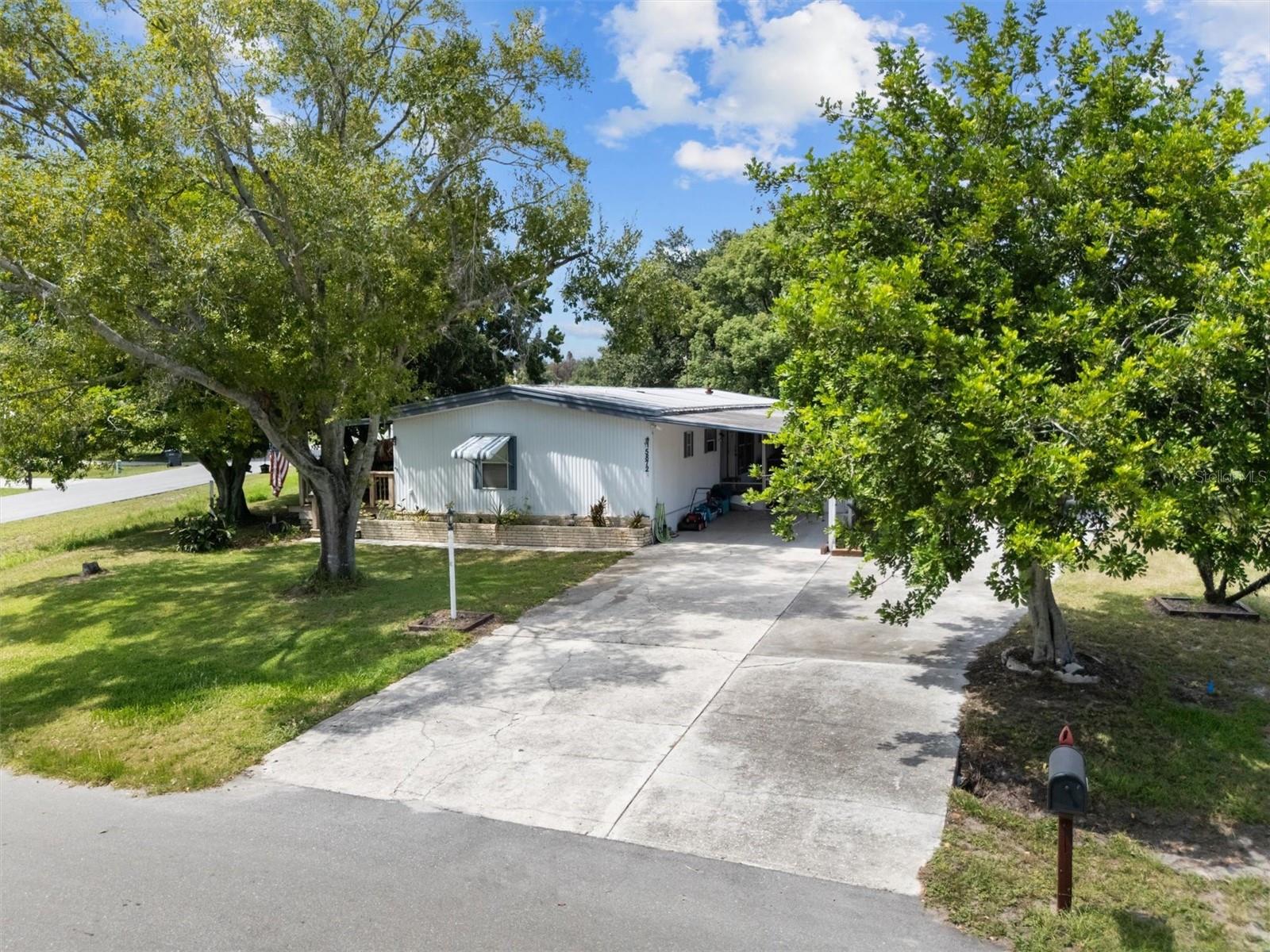 5872 RED FOX DRIVE