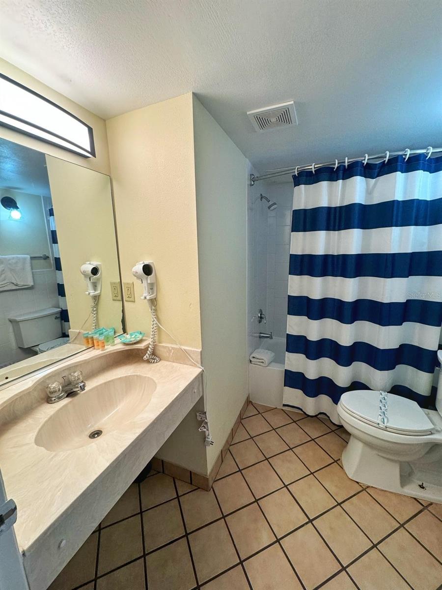 OCEANSIDE INN CONDO - Residential