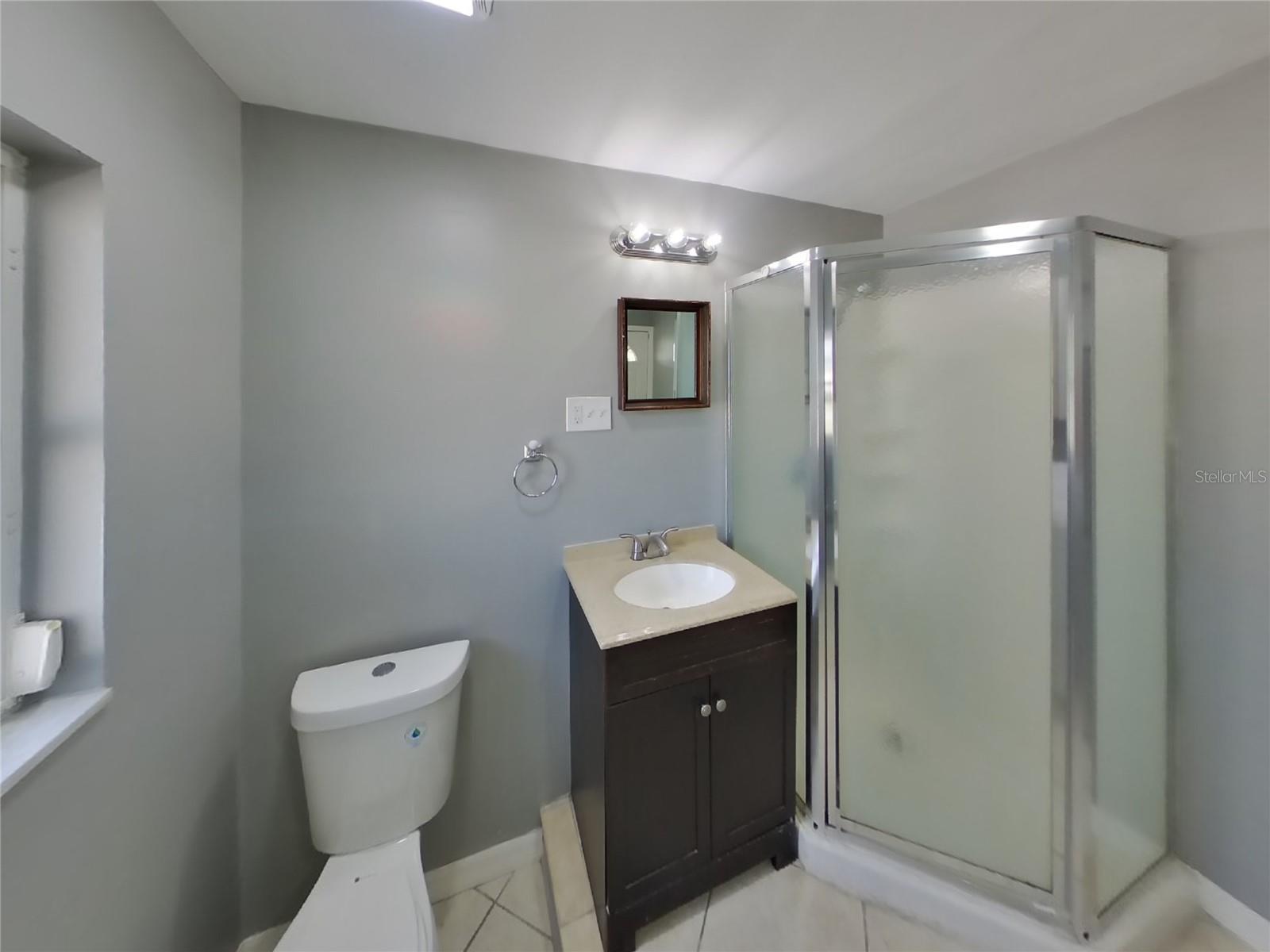 SOUTH VENICE - Residential Lease