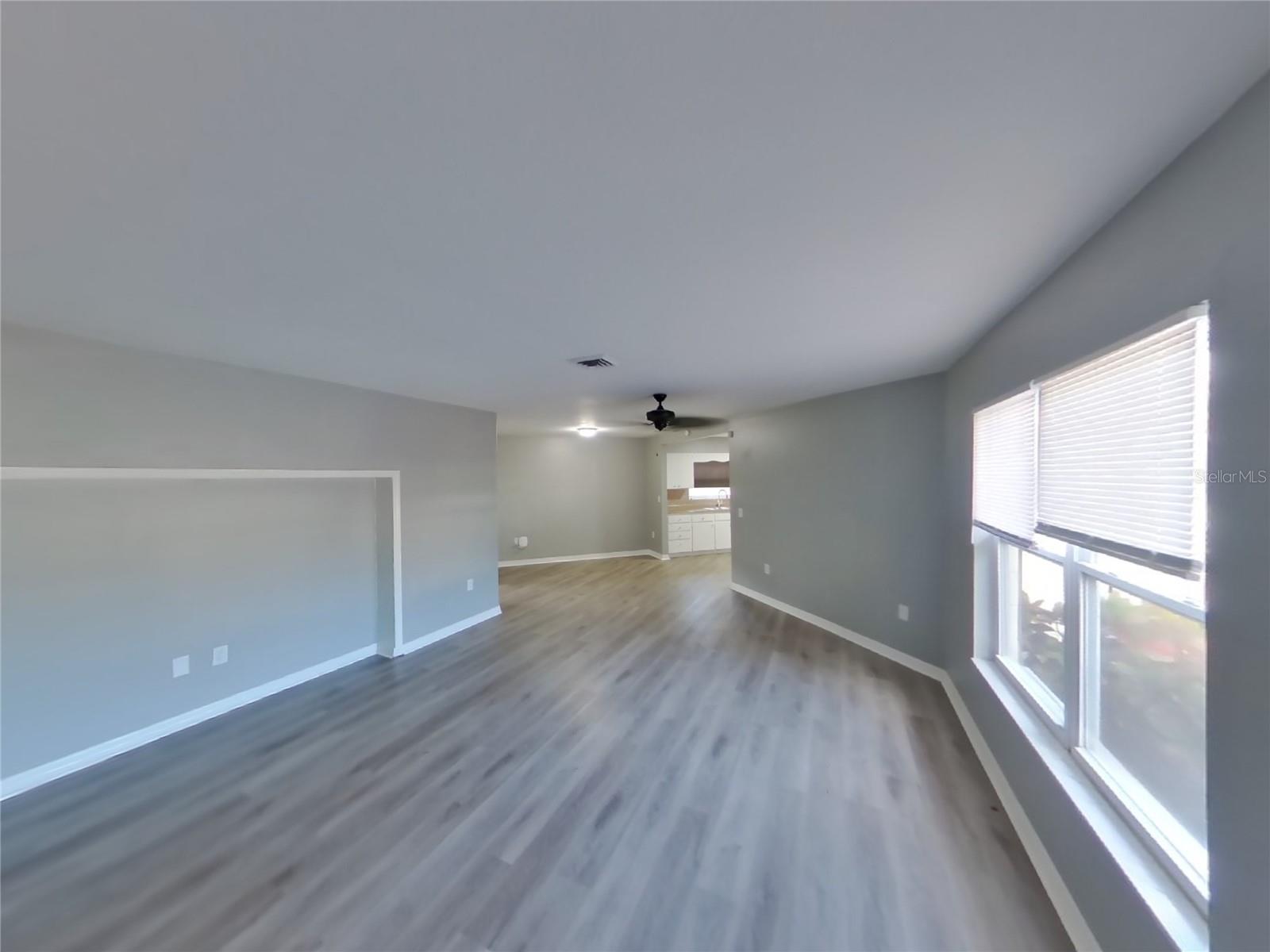 SOUTH VENICE - Residential Lease