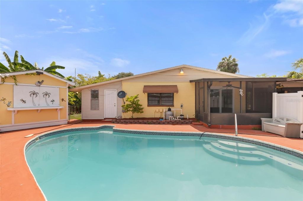 Photo of 4506 24th Avenue S, Tampa, FL 33619 (MLS # TB8524802)