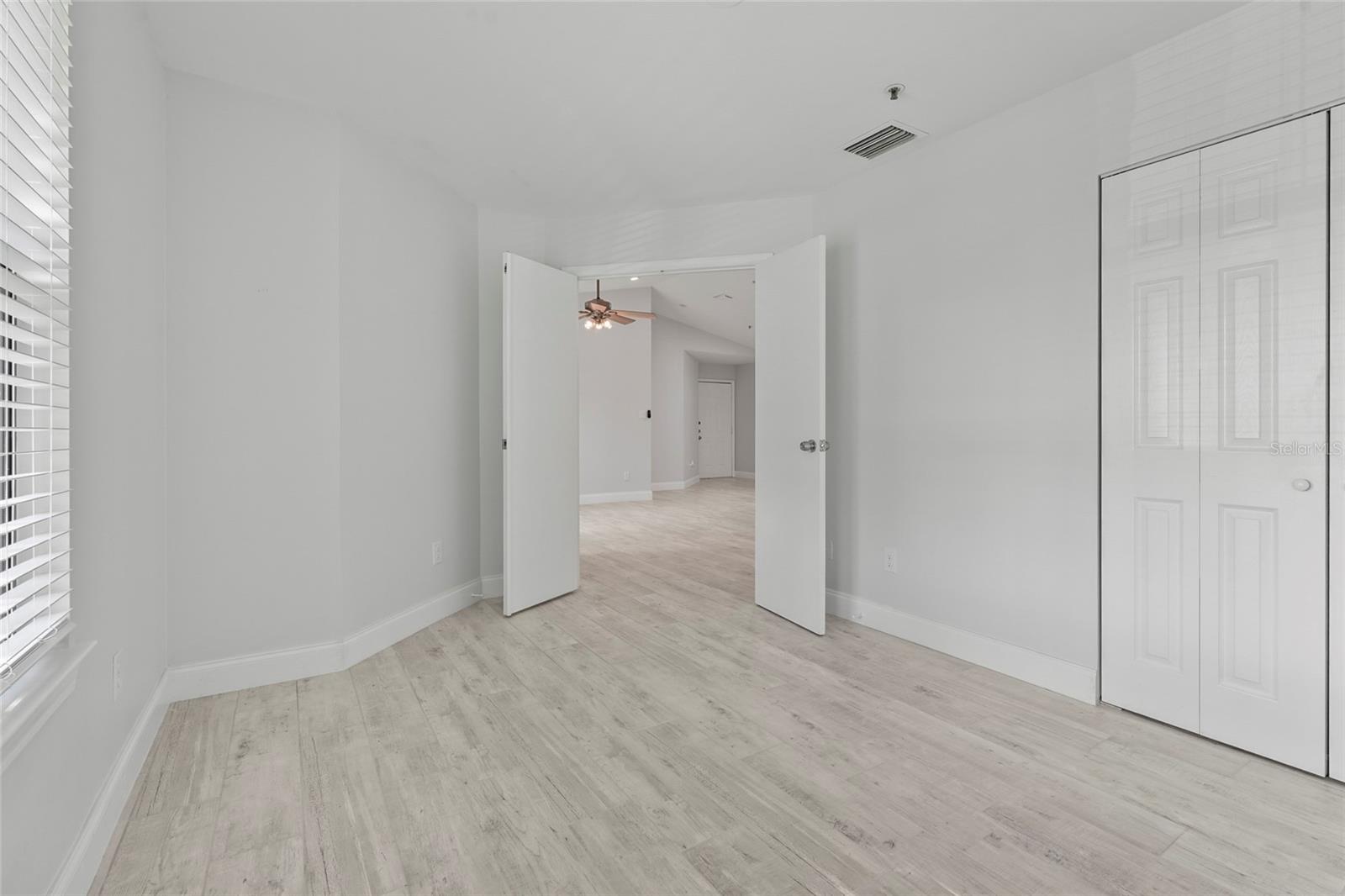 VINTAGE GRAND - Residential Lease
